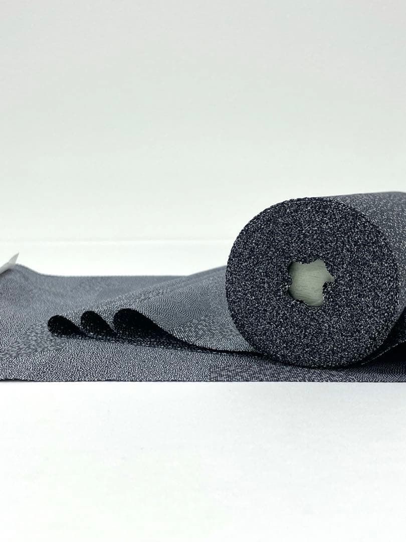 小紋 江戸小紋 伊勢型 裂取×花びら 反物 正絹 O134 - メルカリ