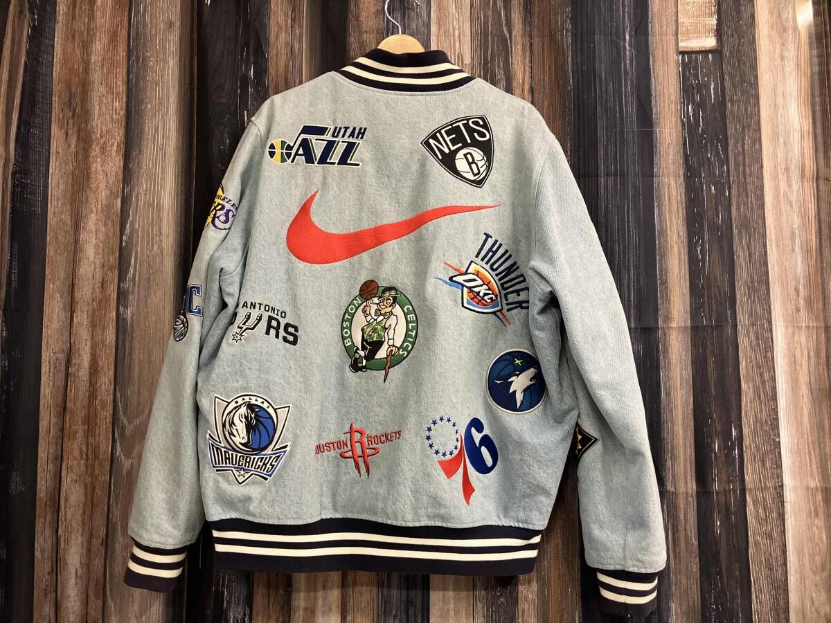 Supreme x NIKE シュプリームxナイキ NBA Denim Warm-Up Jacket デニムウォームジャケット スタジャン AO 3632-440 ライトブルー L