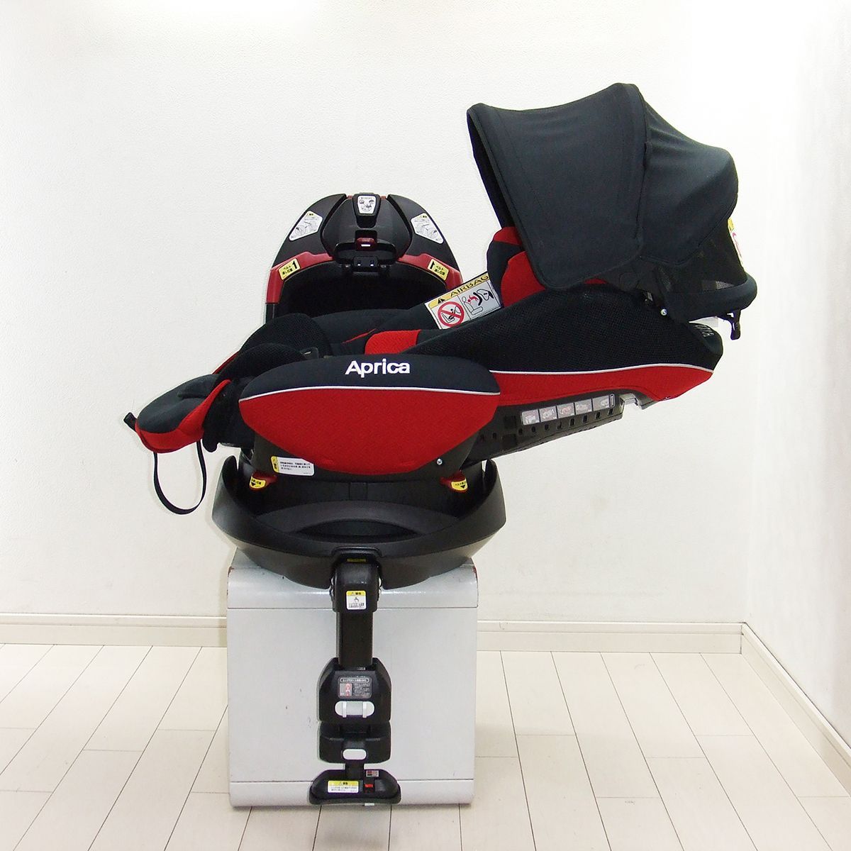 Aprica 新生児から4歳