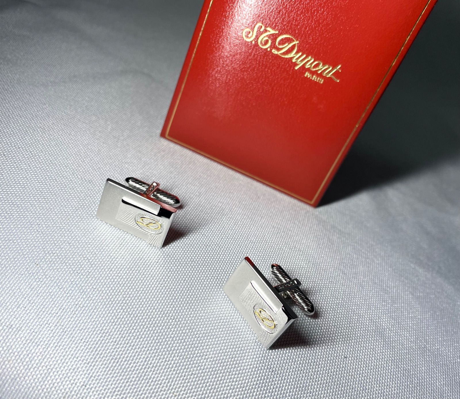 ボタン ケースあり