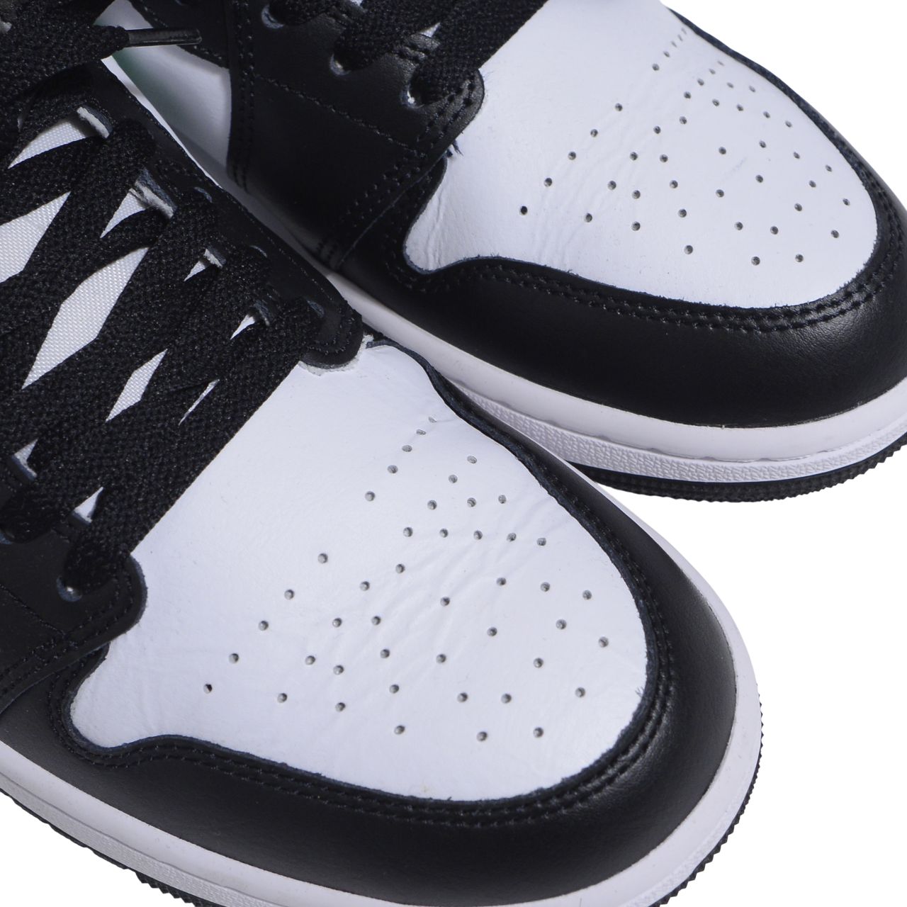 NIKE AIR JORDAN 1 LOW ナイキ エア ジョーダン 1 ロー グリーングロー 