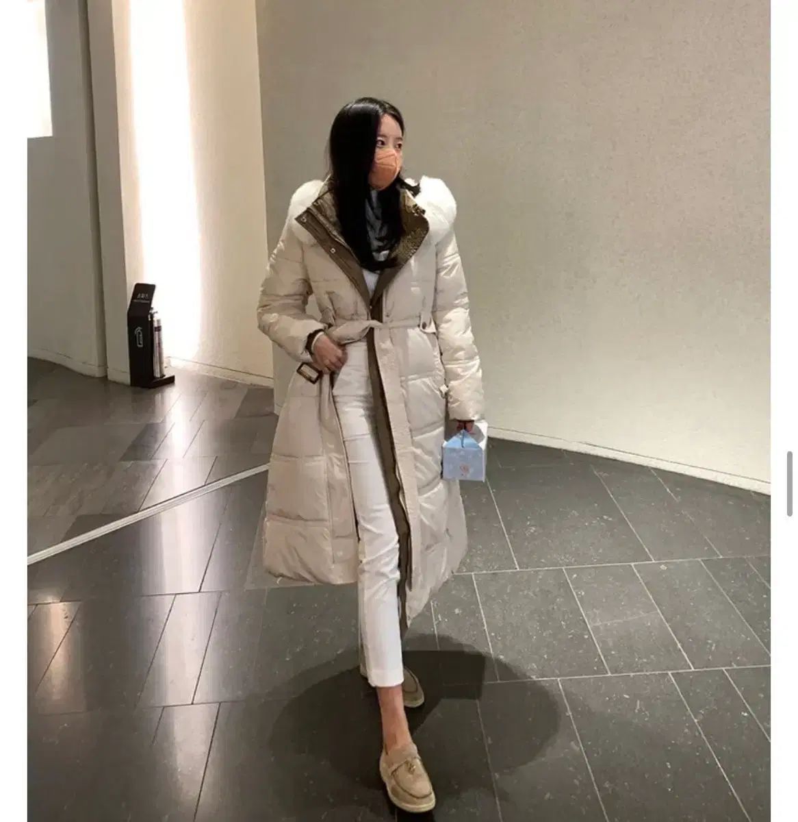 アイボリー ベルト ロングダウンジャケット - メルカリ