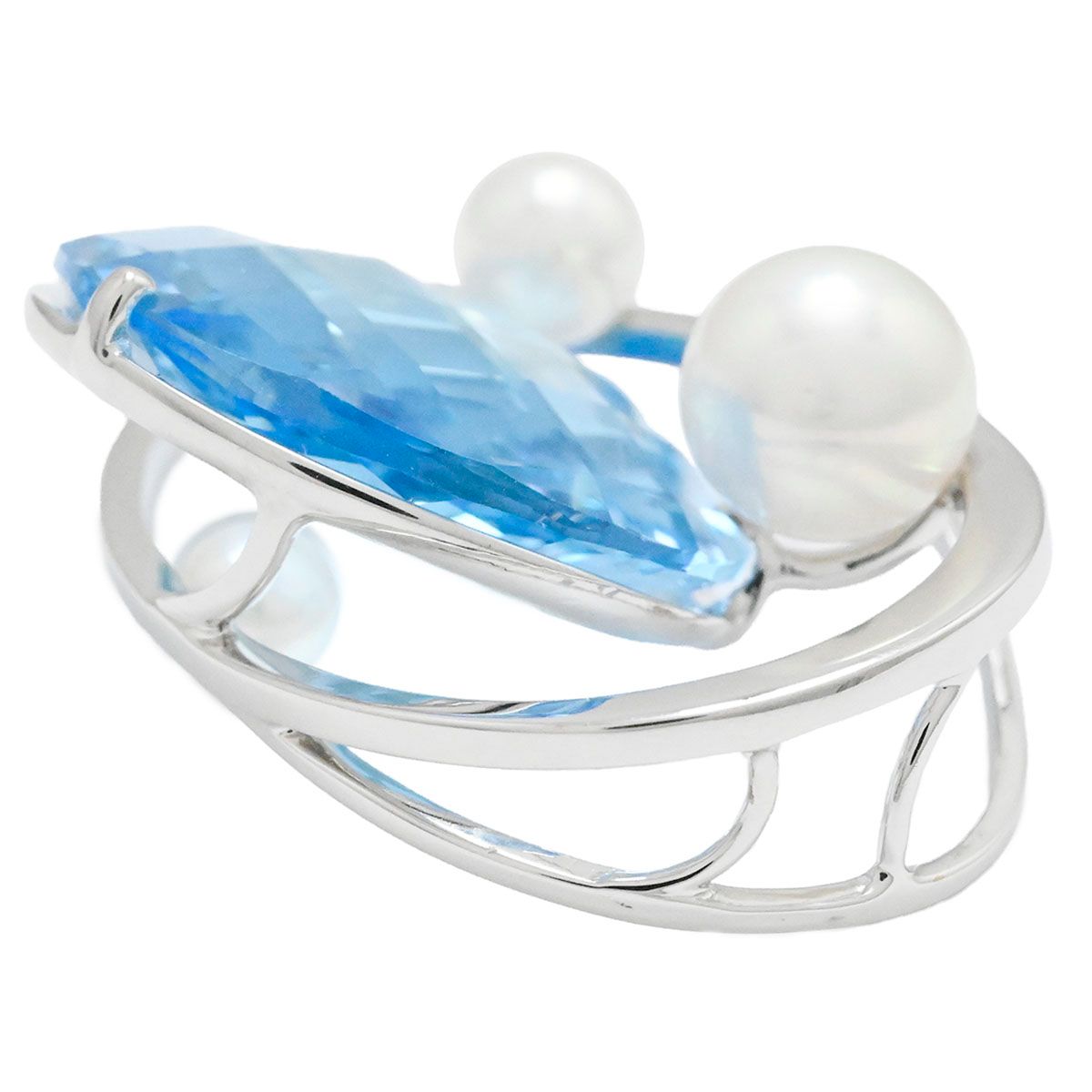 タサキ TASAKI K18WG ブルートパーズ パール3P ペンダントトップ