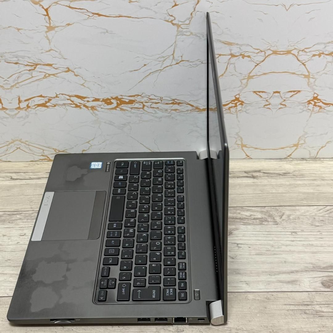 dynabook R63DN 第8世代i5 8GB SSD256 オフィス搭載 Office付き 即納