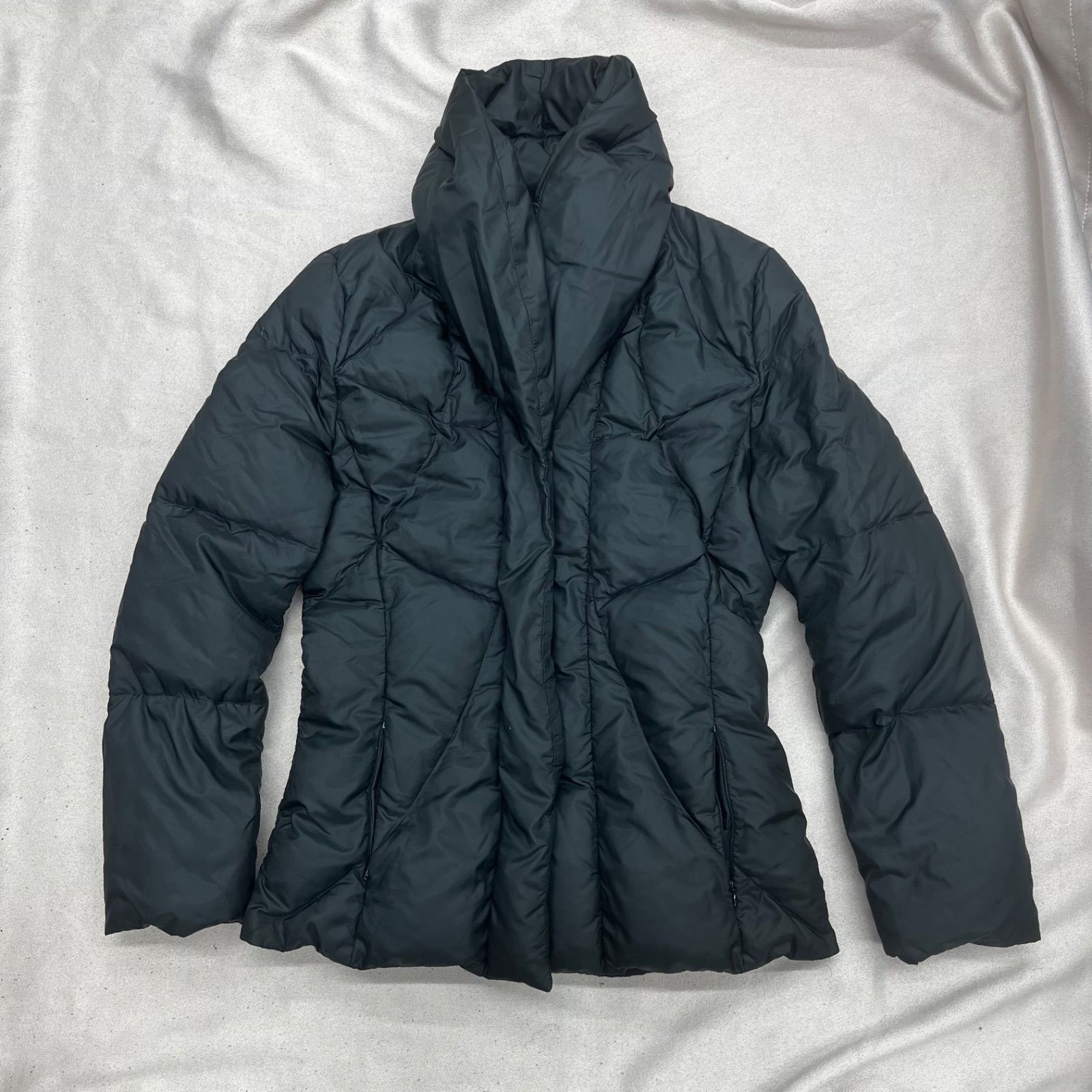 Max Mara マックスマーラ ダウンジャケット ブラック 黒 42 Lサイズ 