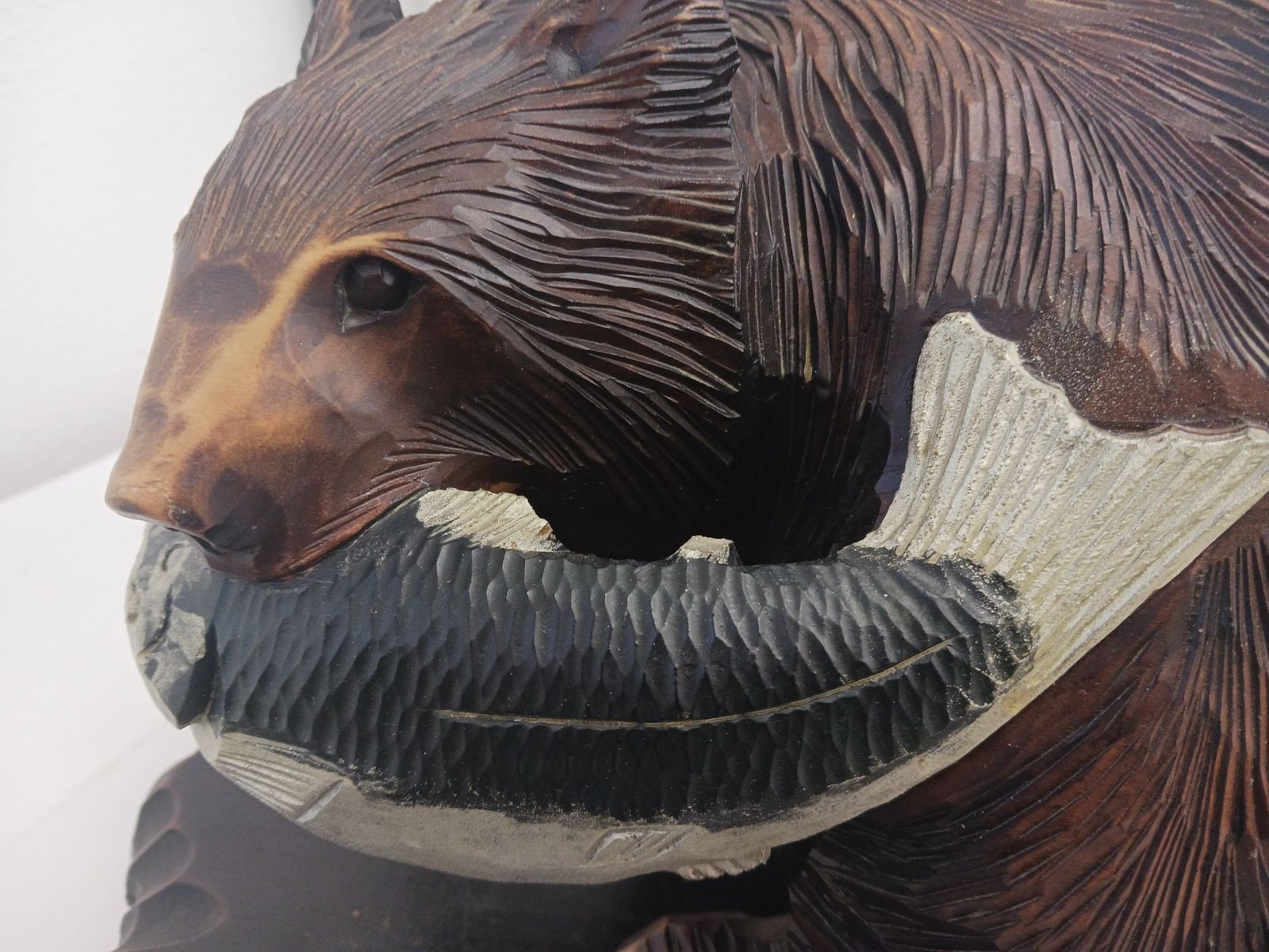 アンティーク品】北海道 木彫りの熊 置物 台座付き 昭和レトロ 民芸品