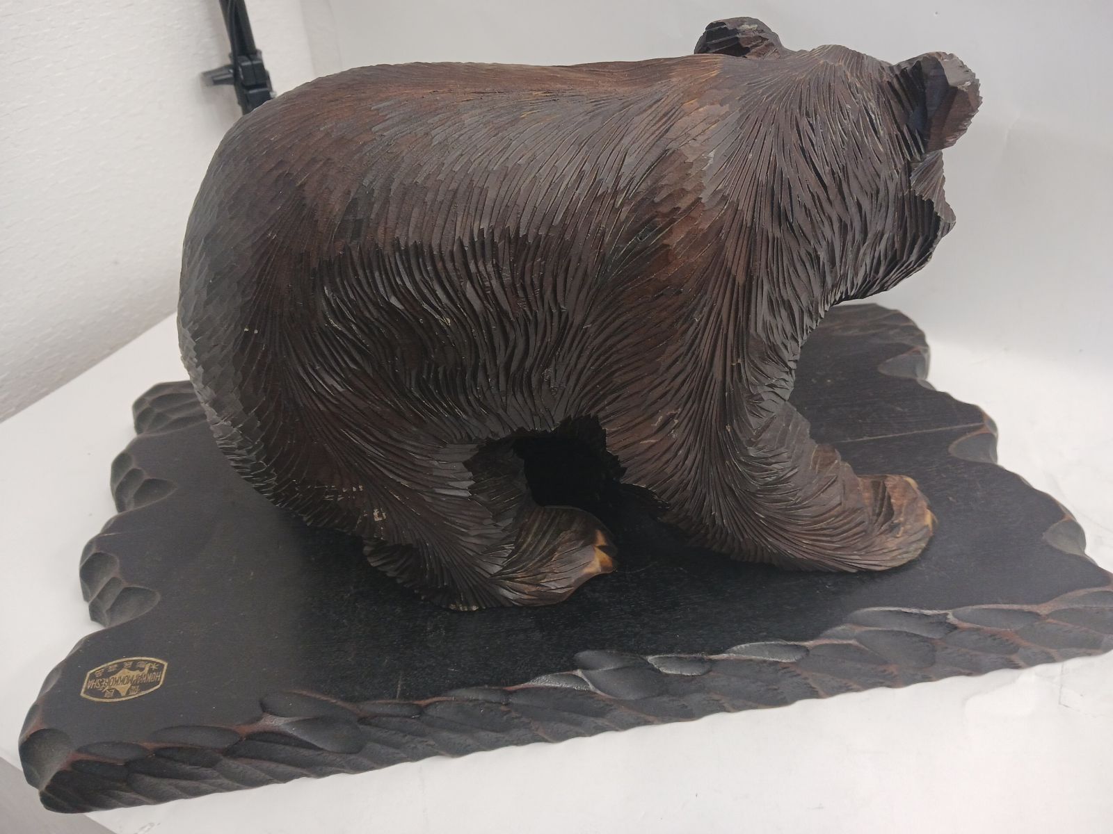 アンティーク品】北海道 木彫りの熊 置物 台座付き 昭和レトロ 民芸品