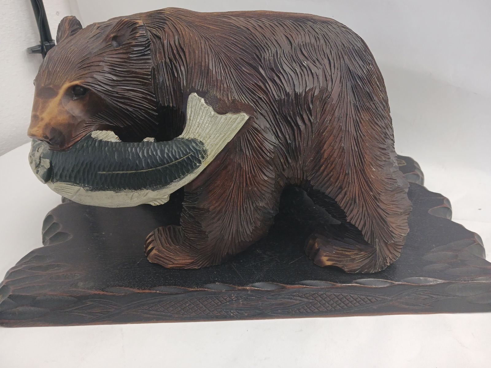 アンティーク品】北海道 木彫りの熊 置物 台座付き 昭和レトロ 民芸品