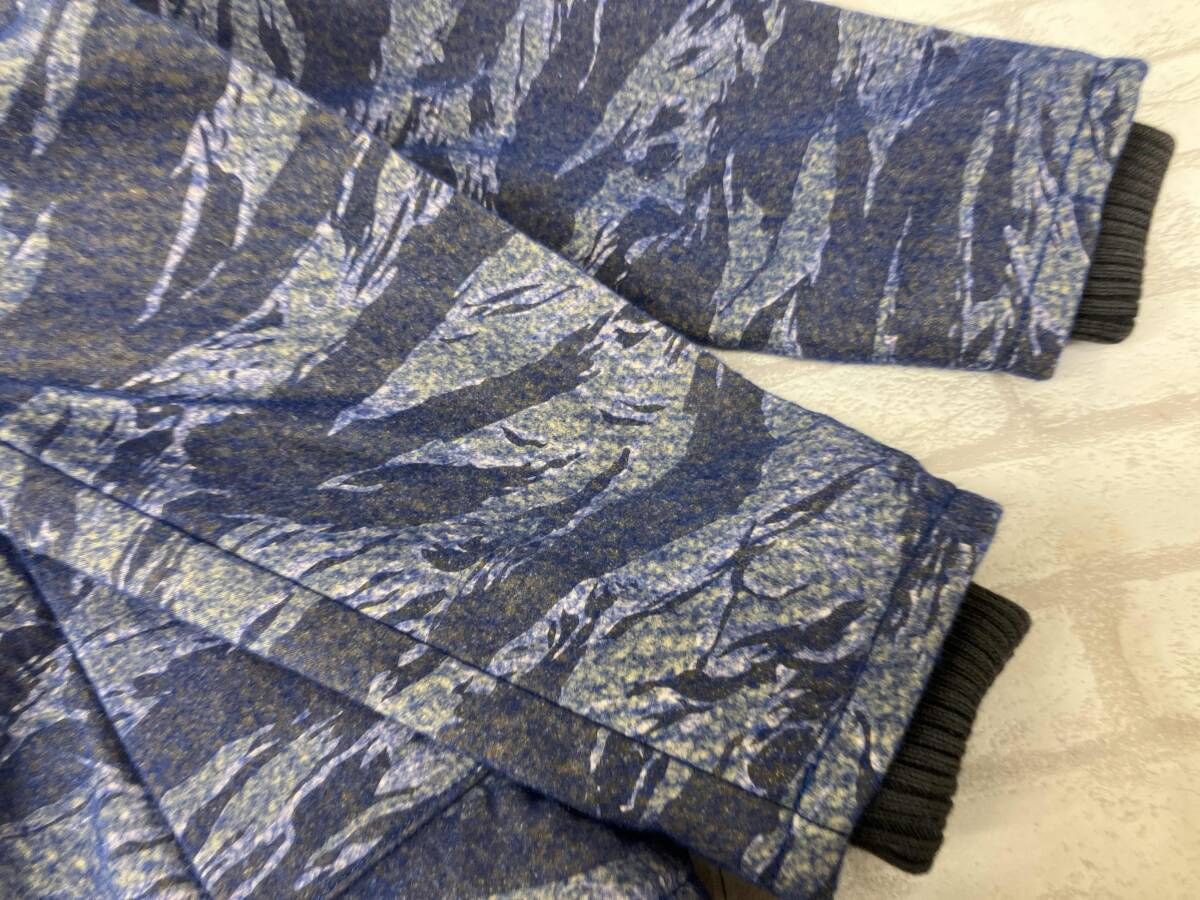 EEL Aurora Man Coat CAMO E-14167 イール オーロラマンコート ブルー