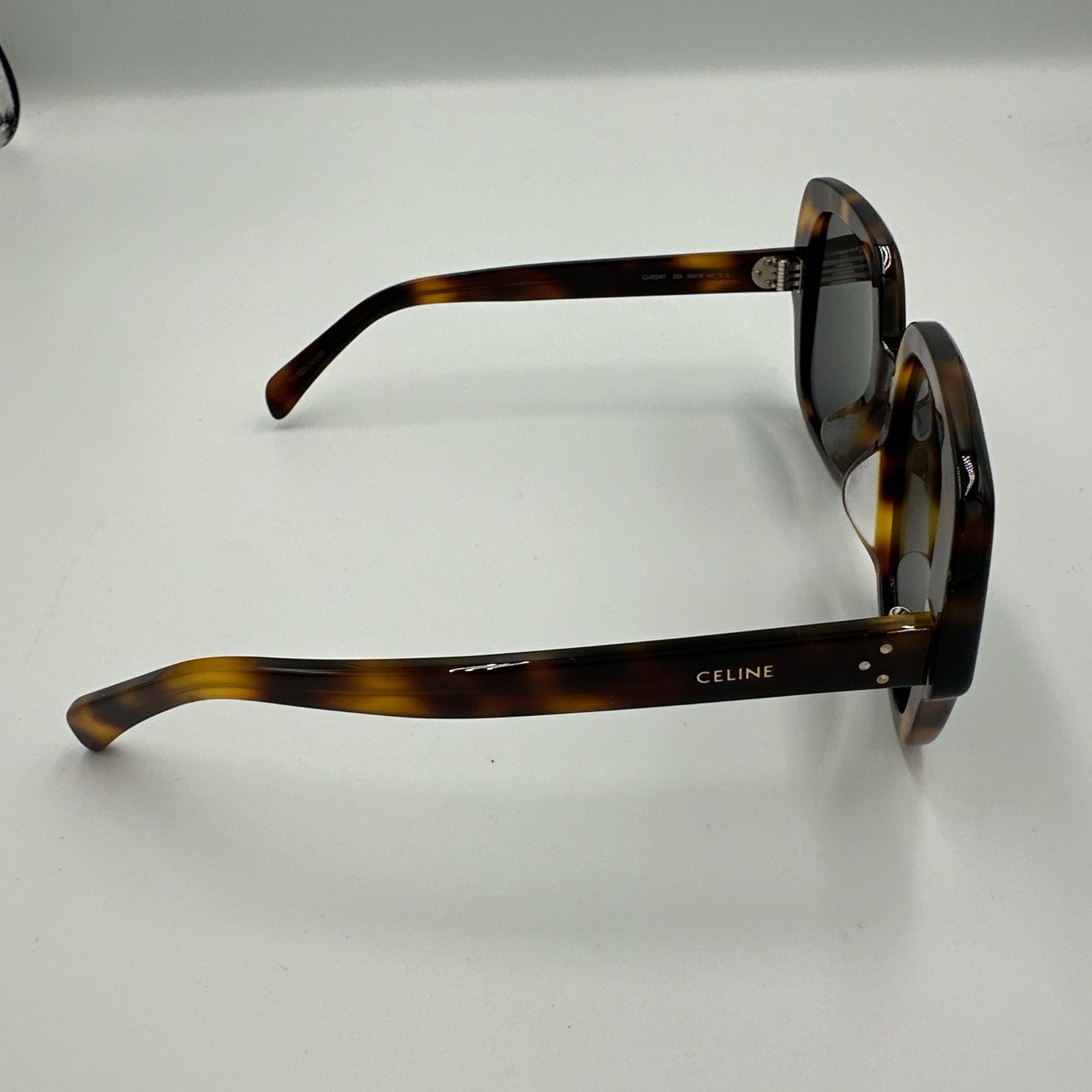 ▪️CELINE セリーヌ サングラス CL40241F 53A 55□19 140 割引