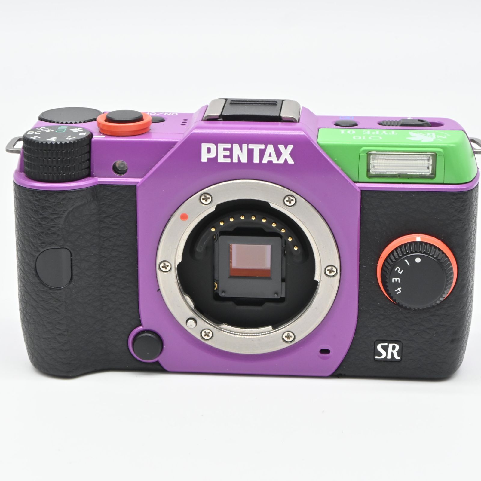 ☆美品☆PENTAX ミラーレス一眼 Q10 エヴァンゲリオンモデル ズーム