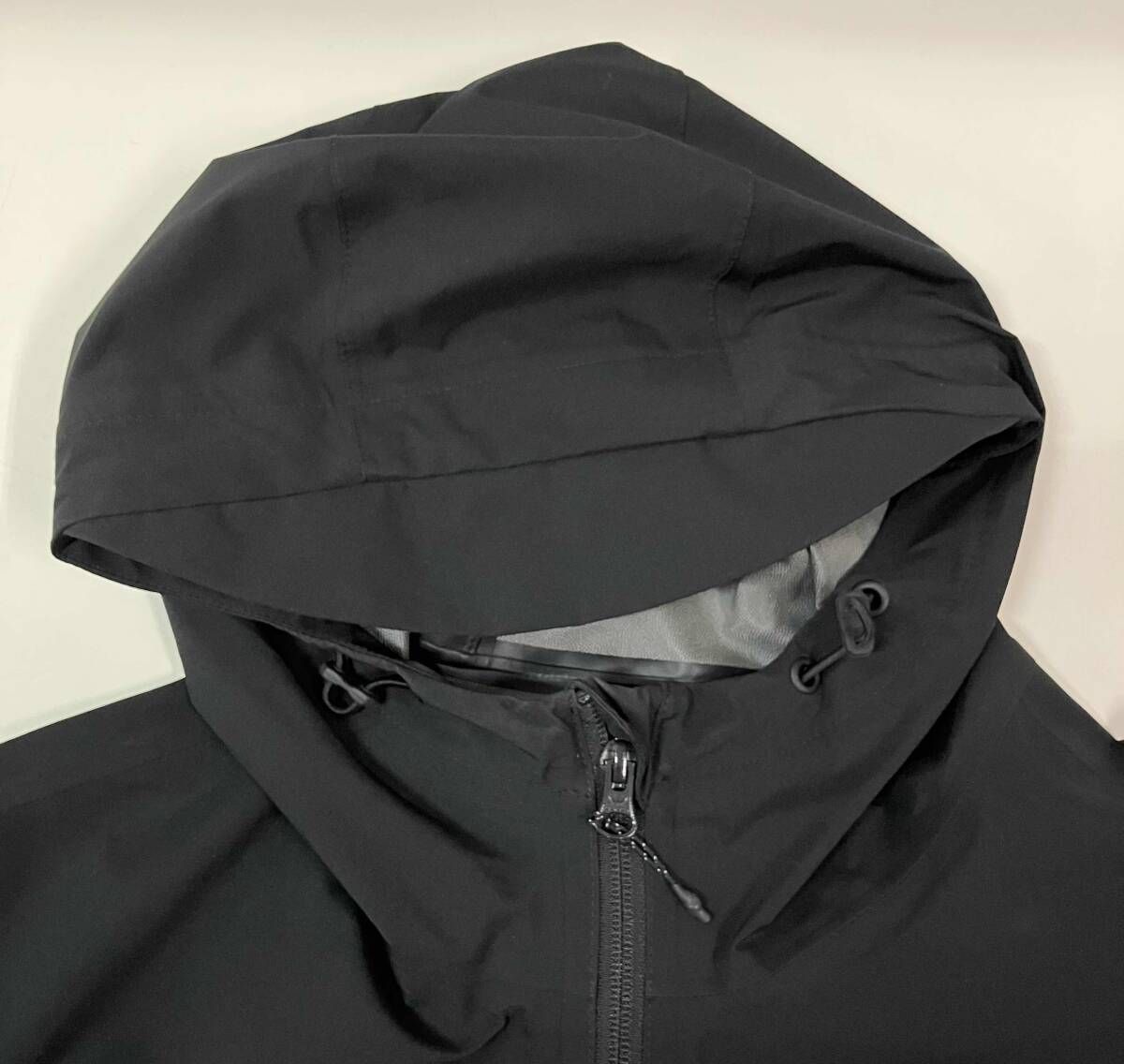 adidas アディダス その他ジャケット IM4663 DILL EYES TECH SHELL