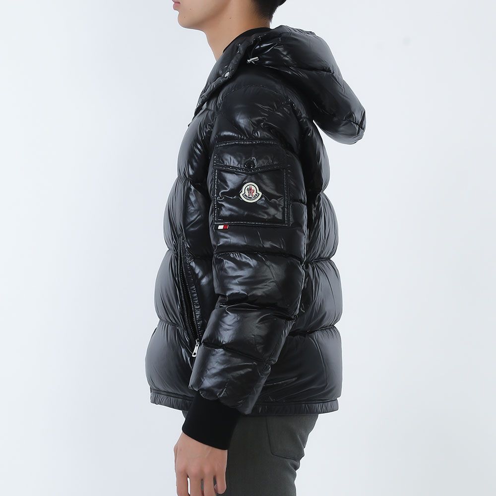 新品 MONCLER モンクレール J20911A 000065963V 999 MALJASSET
