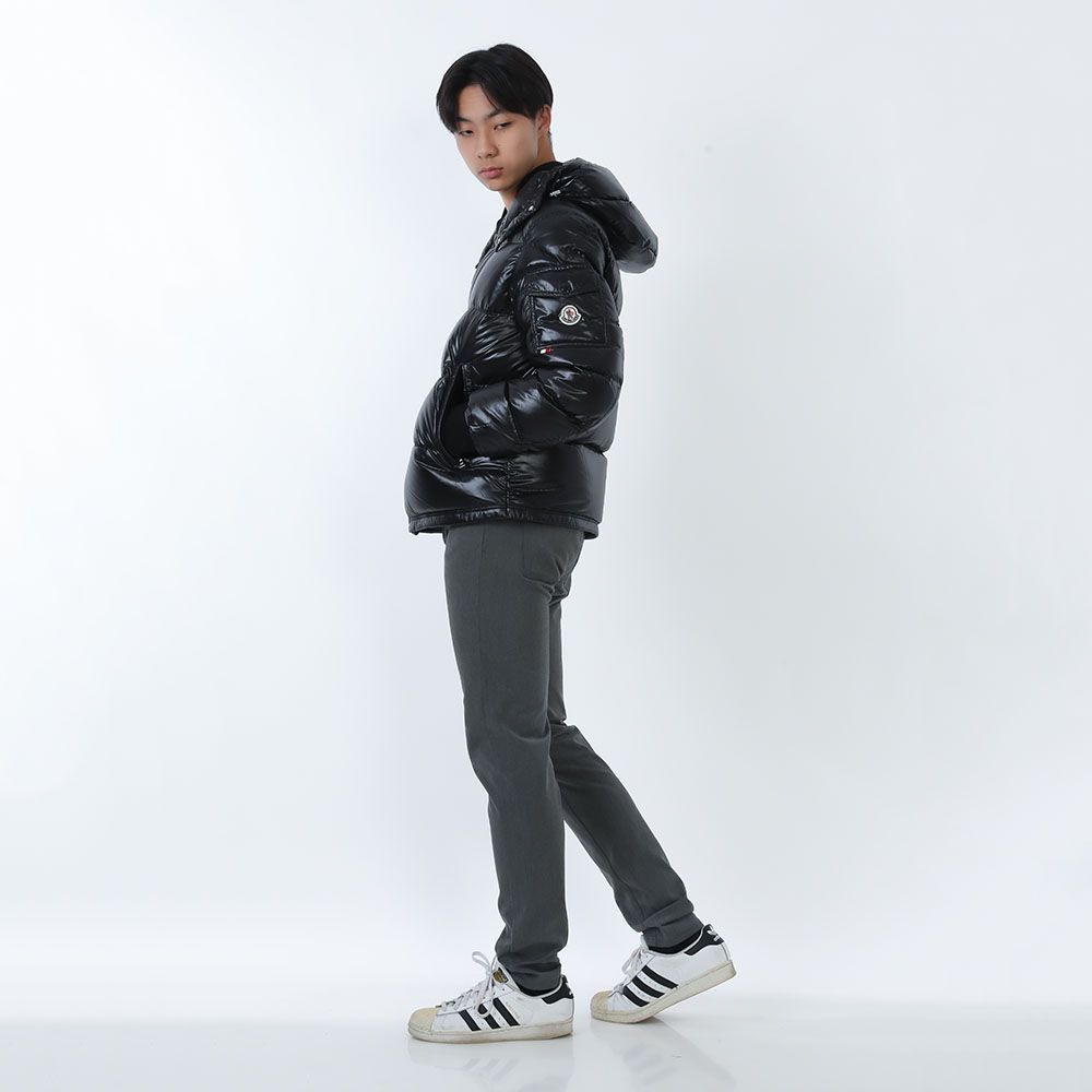 新品 MONCLER モンクレール J20911A 000065963V 999 MALJASSET