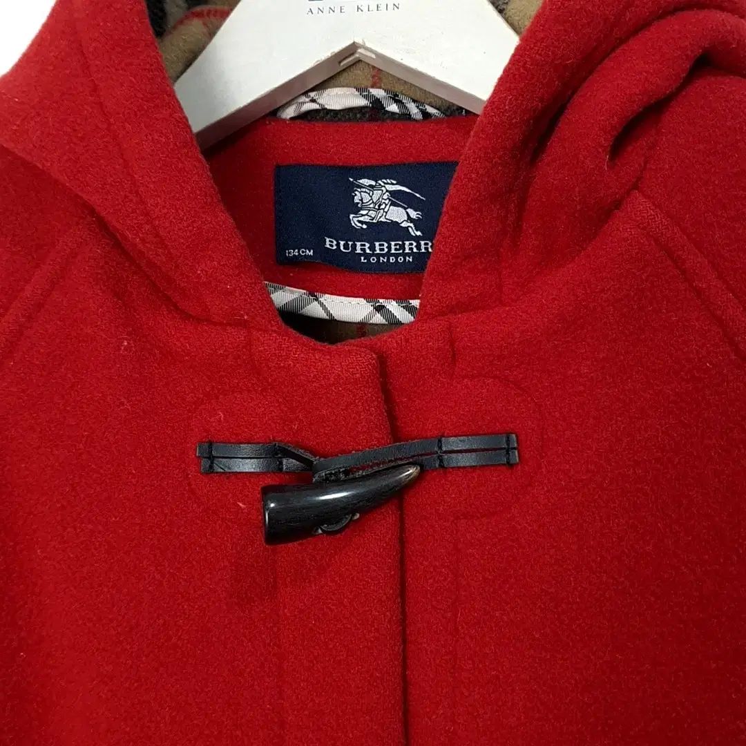 バーバリー レッド