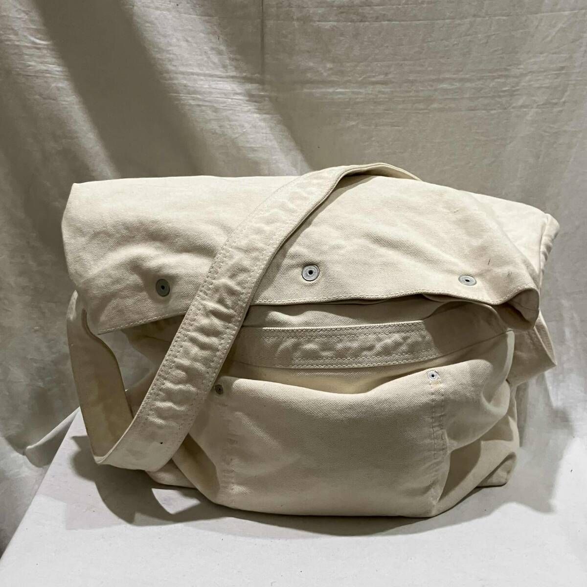 00s old gap メッセンジャーバッグ　ショルダーバッグ　名作 00s GAP ショルダーバッグ OLDGAPメッセンジャーバッグホワイト