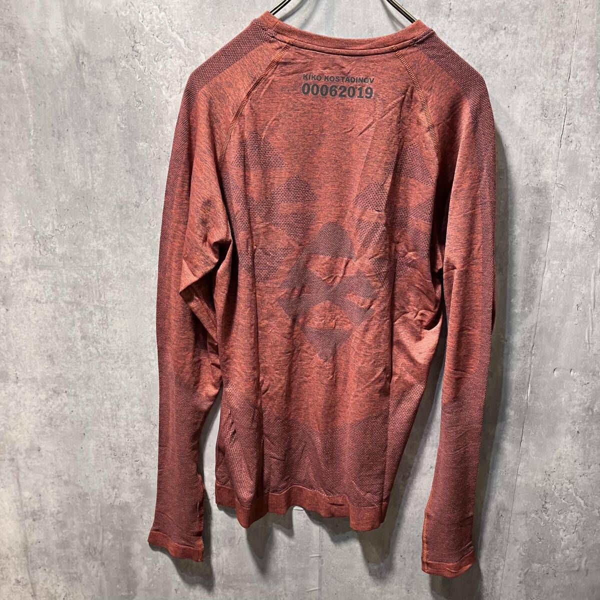 kiko stadinov asics シームレスロングスリーブトップ 長袖Tシャツ サイズL キコスタディノフ アシックス