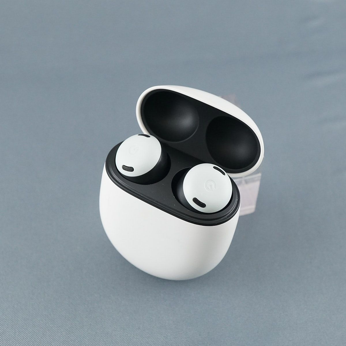 Google Pixel Buds Pro 完全ワイヤレスイヤホン USED美品 ノイズ 
