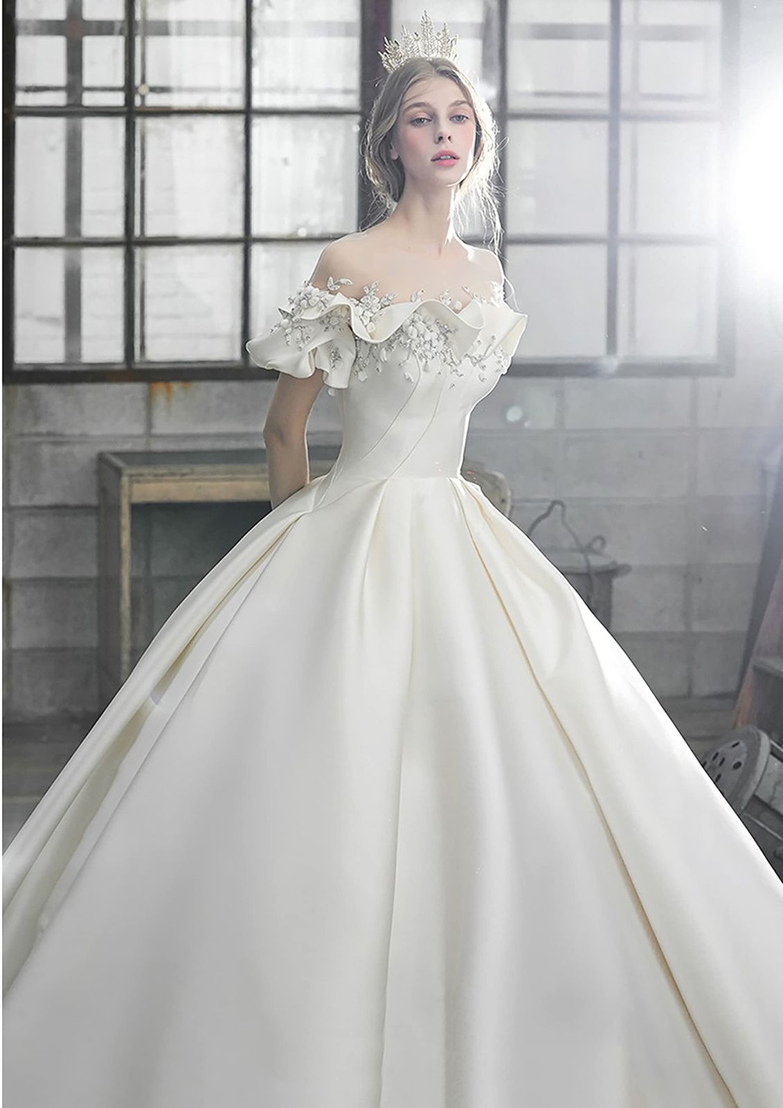 ウエディングドレス イリュージョンネック