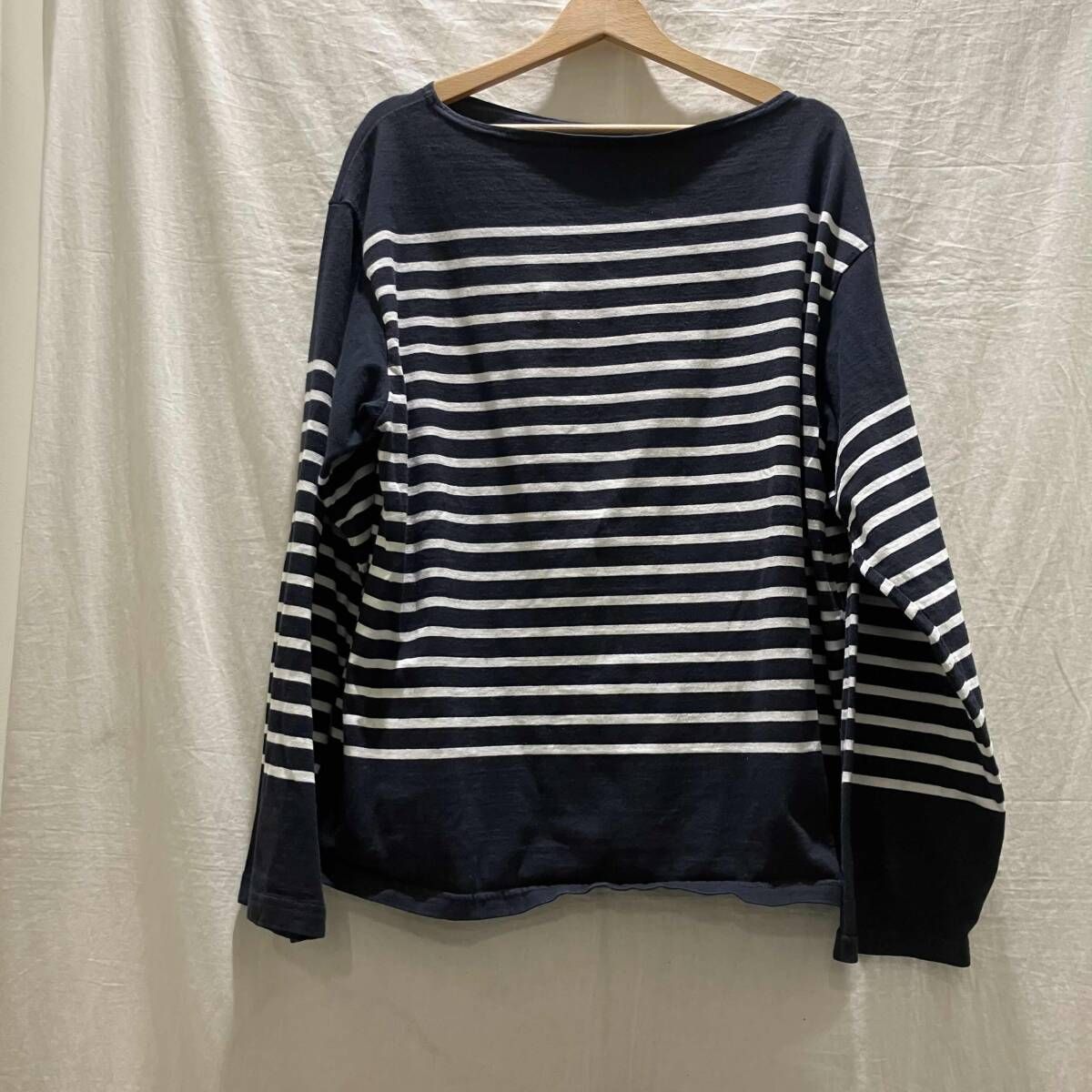 美品 ウティ Outil フランス製 長袖 ボーダー バスクシャツ 白ネイビー outil 長袖Tシャツ バスクシャツ フランス製 ボーダー柄 ネイビー