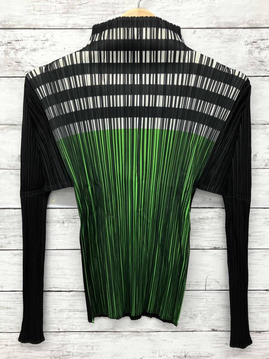 PLEATS PLEASE 長袖カットソー／Lサイズ／グリーン×ブラック／PP64