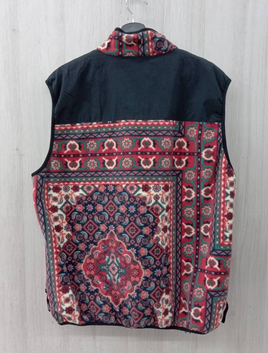 マウンテン ハードウェア ベスト 0 E 5324 総柄フリースベスト ペイズリー柄 レッド系×ブラック Mサイズ