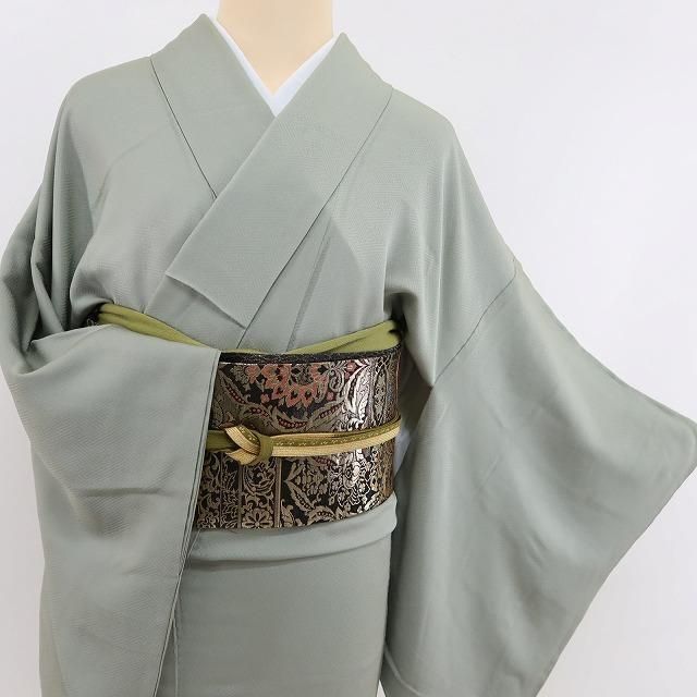 ✾まめ藤✾正絹 着物 作家物落款“松や桜、蝶や鳳凰、宝尽くしを届ける