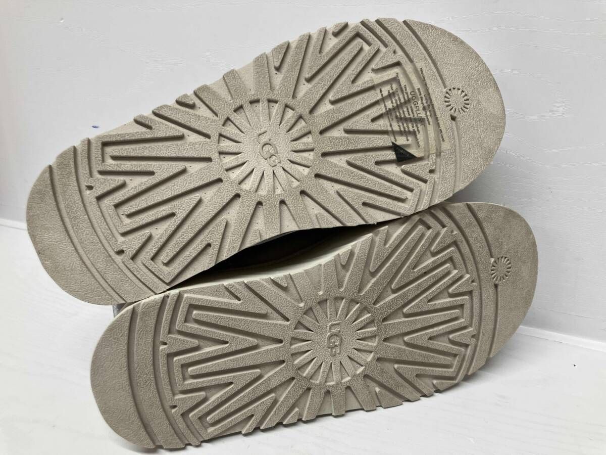  UGG アグ ショートブーツ Classic Mini Dipper Pufferクラシック ミニ ディッパー パッファー 1158275 ホワイト サイズ23 cm 冬 その他 ブーツ