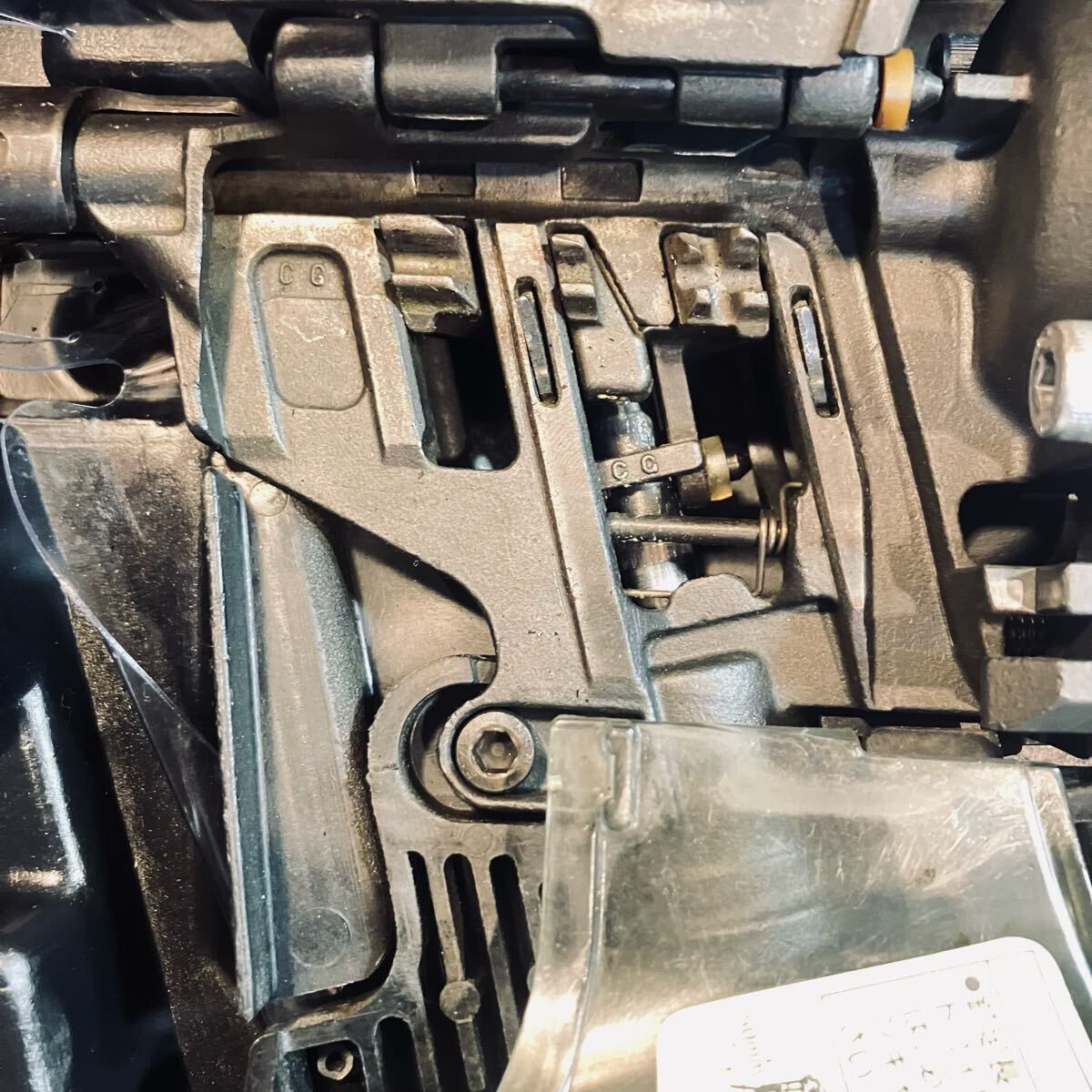  7日保証 整備済 消耗部品多数交換 MAX マックス 常圧 65 mm 釘打ち機 CN 565 CG ケース付き N釘対応モデル 動作良好 釘打機 エアーツール