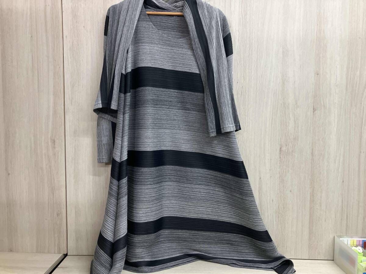 PLEATS PLEASE ISSEY MIYAKE ジャケット PP 11 J 0657 JH 658 サイズ3 イッセイミヤケ プリーツプリーズ