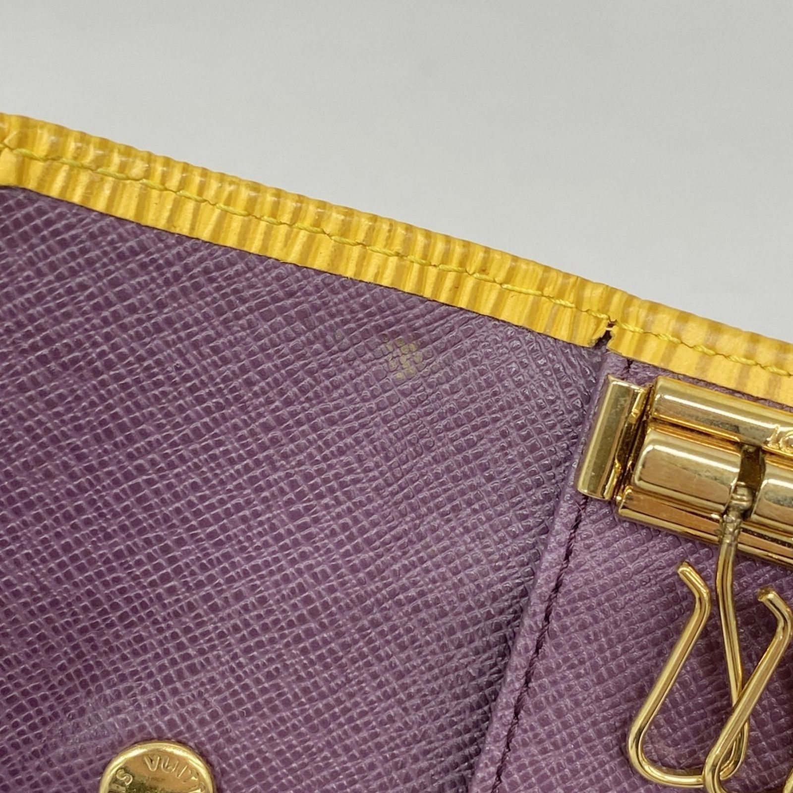 ルイ・ヴィトン(Louis Vuitton) ルイ・ヴィトン キーケース エピ