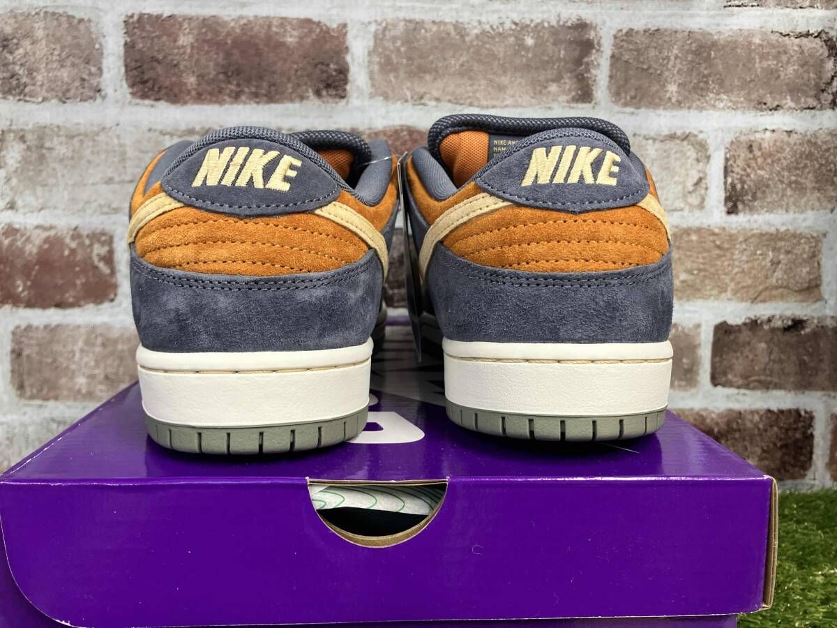 新品 26.5cm NIKE DUNK SB ライトカーボンHF3063-002 【公式通販】