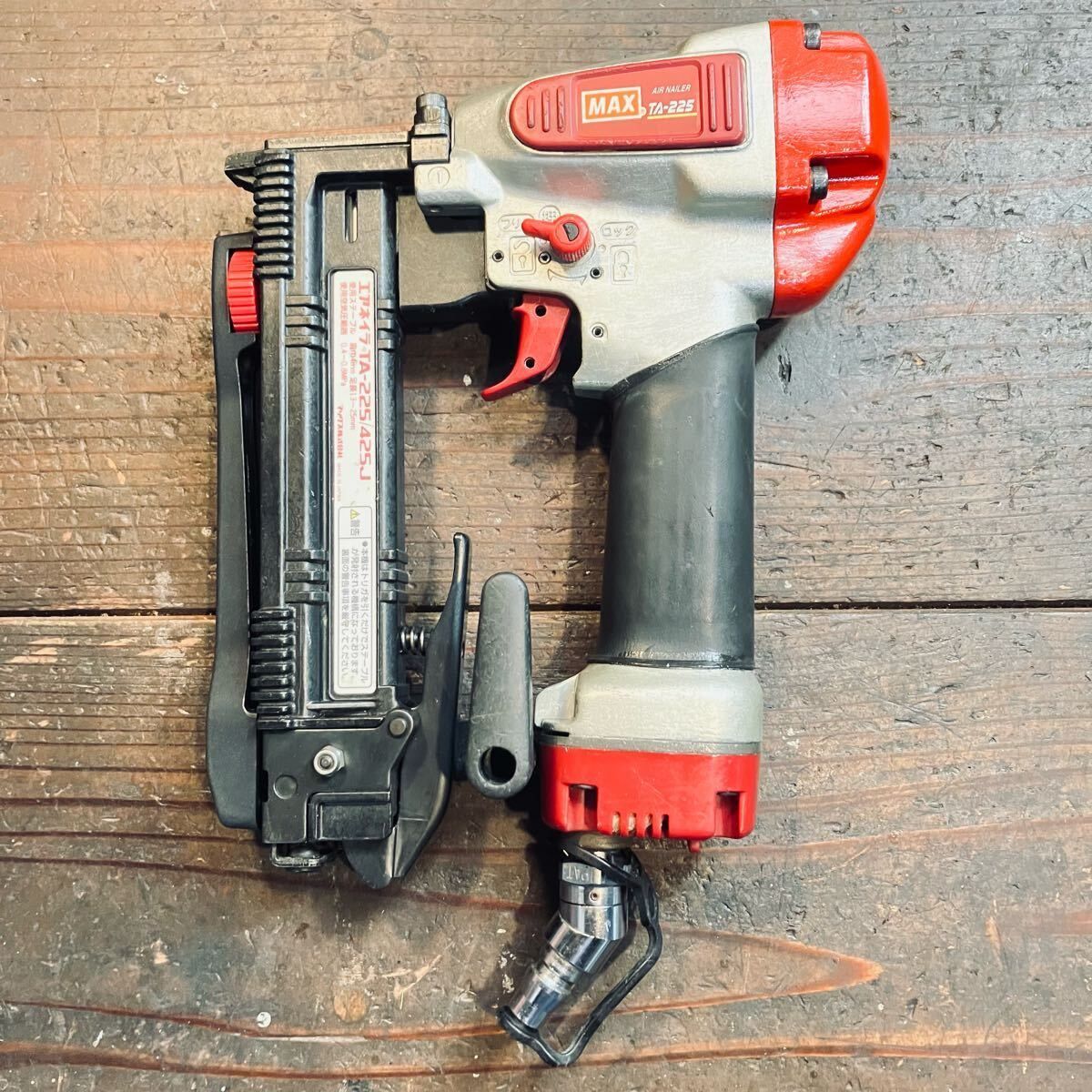 7日保証 整備済 消耗部品交換済 MAX マックス 常圧 4 mm エアタッカー TA-225 425 J 本体のみ 動作良好