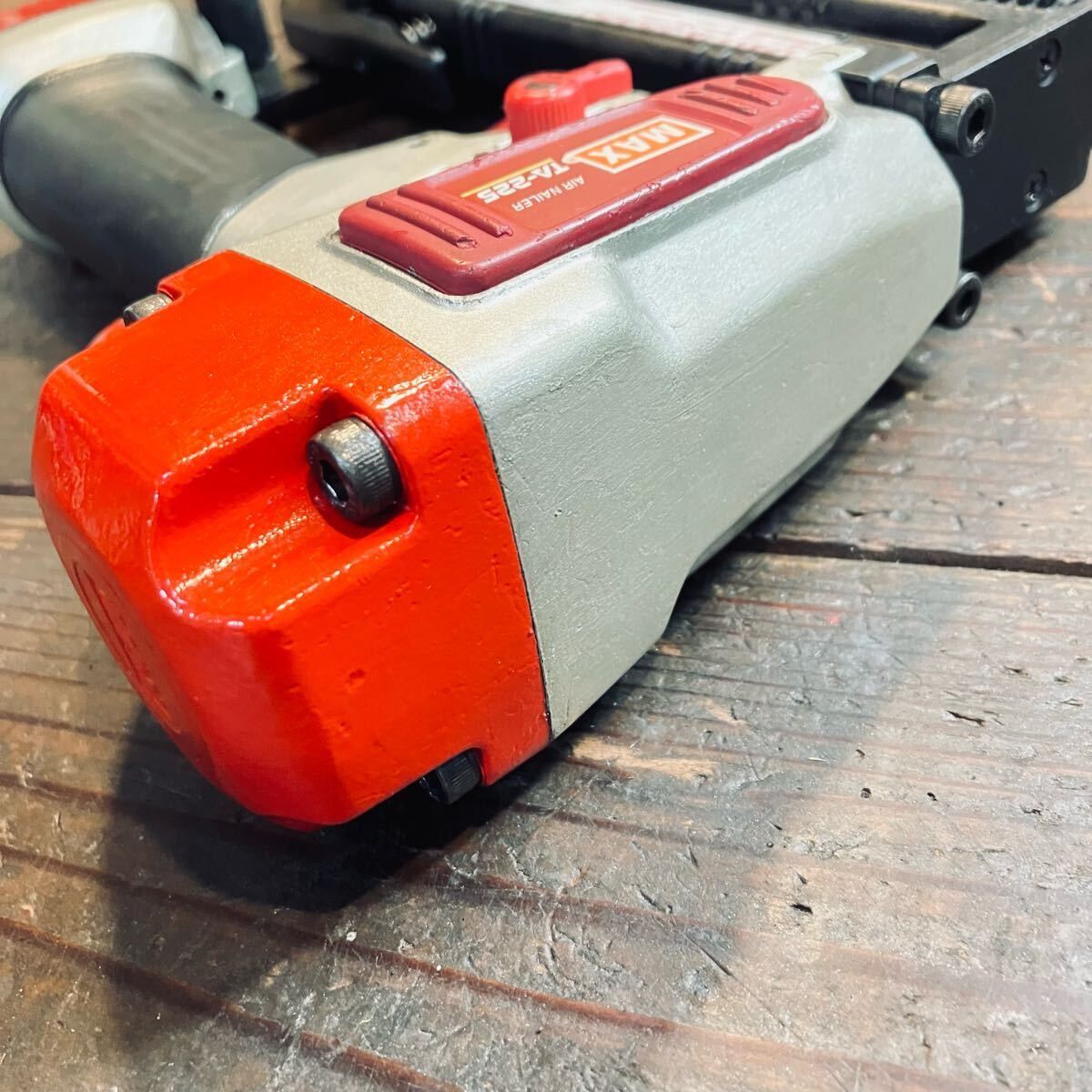  7日保証 整備済 消耗部品交換済 MAX マックス 常圧 4 mm エアタッカー TA 225 425 J 本体のみ 動作良好 釘打機 エアーツール