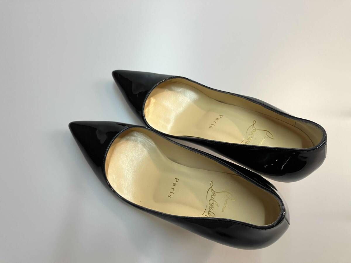 クリスチャンルブタン パンプス