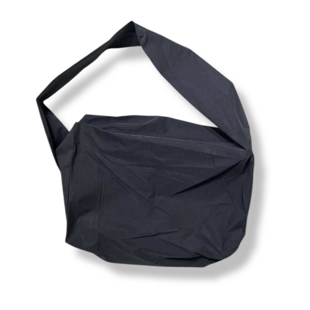 25 aw HOMME PLISSE ISSEY MIYAKE STONE BAG ショルダーバッグ オムプリッセイッセイミヤケ