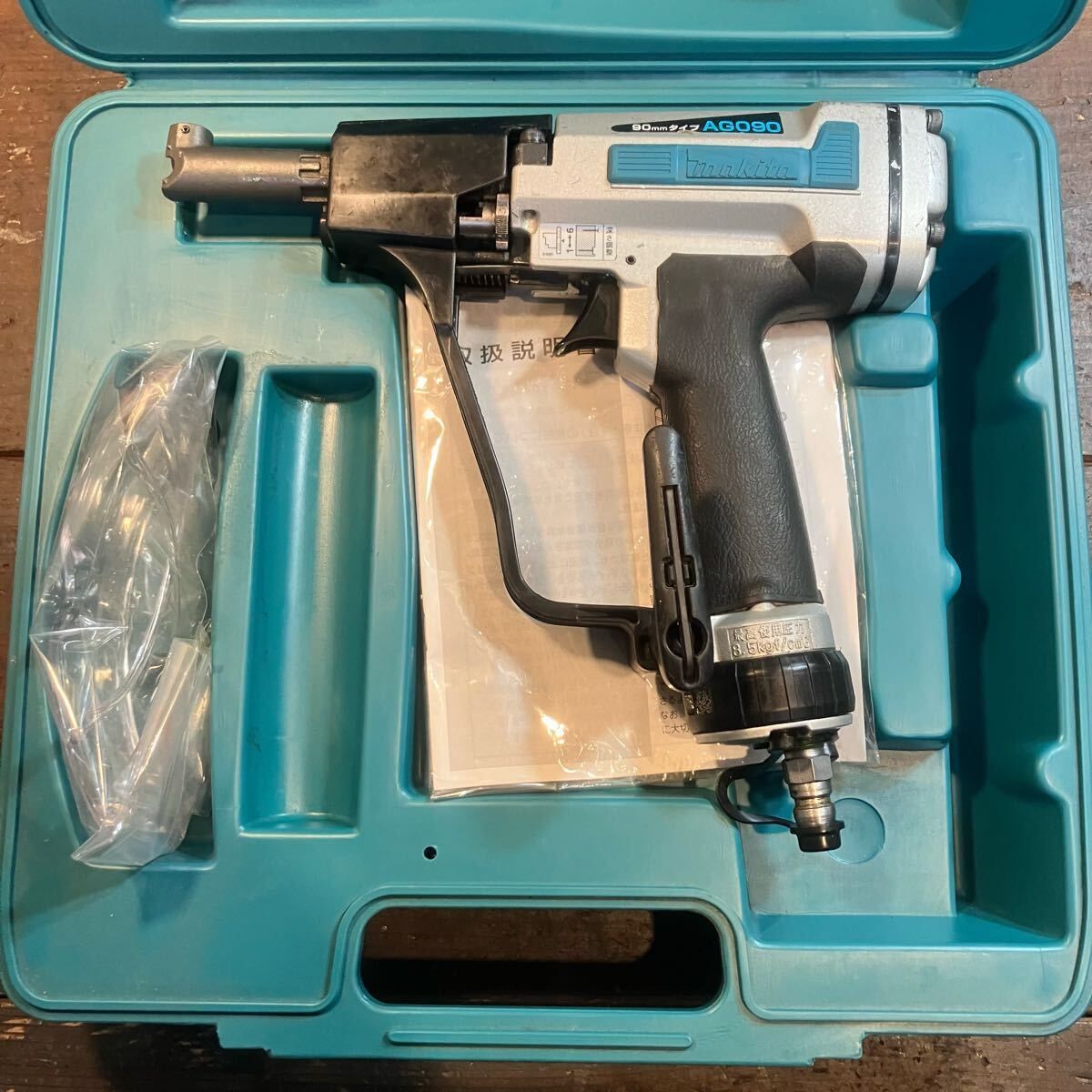 7日保証 整備済 マキタ makita 常圧 90 mm ばら釘打 AG 090 ケース付き 動作良好