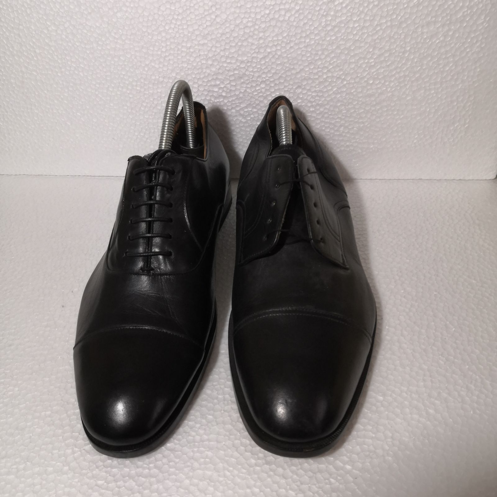 美品 YANKO ヤンコ 革靴 ストレートチップ 内羽根 ブラック 8 YANKO ヤンコ 革靴 ストレートチップ ビジネスシューズ 黒 サイズ8