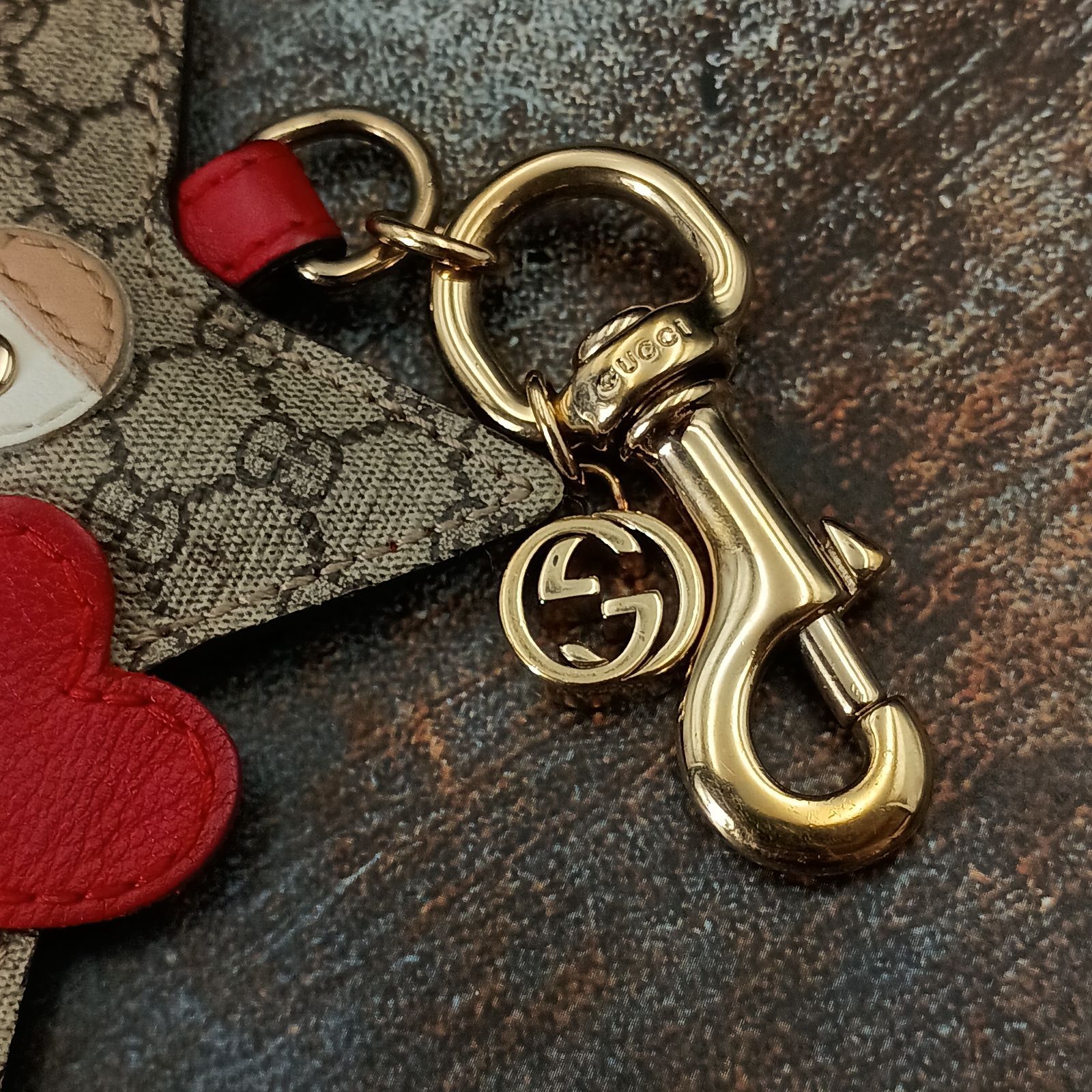 GUCCI グッチ GG柄 スターモチーフ キーホルダー チャーム ハート