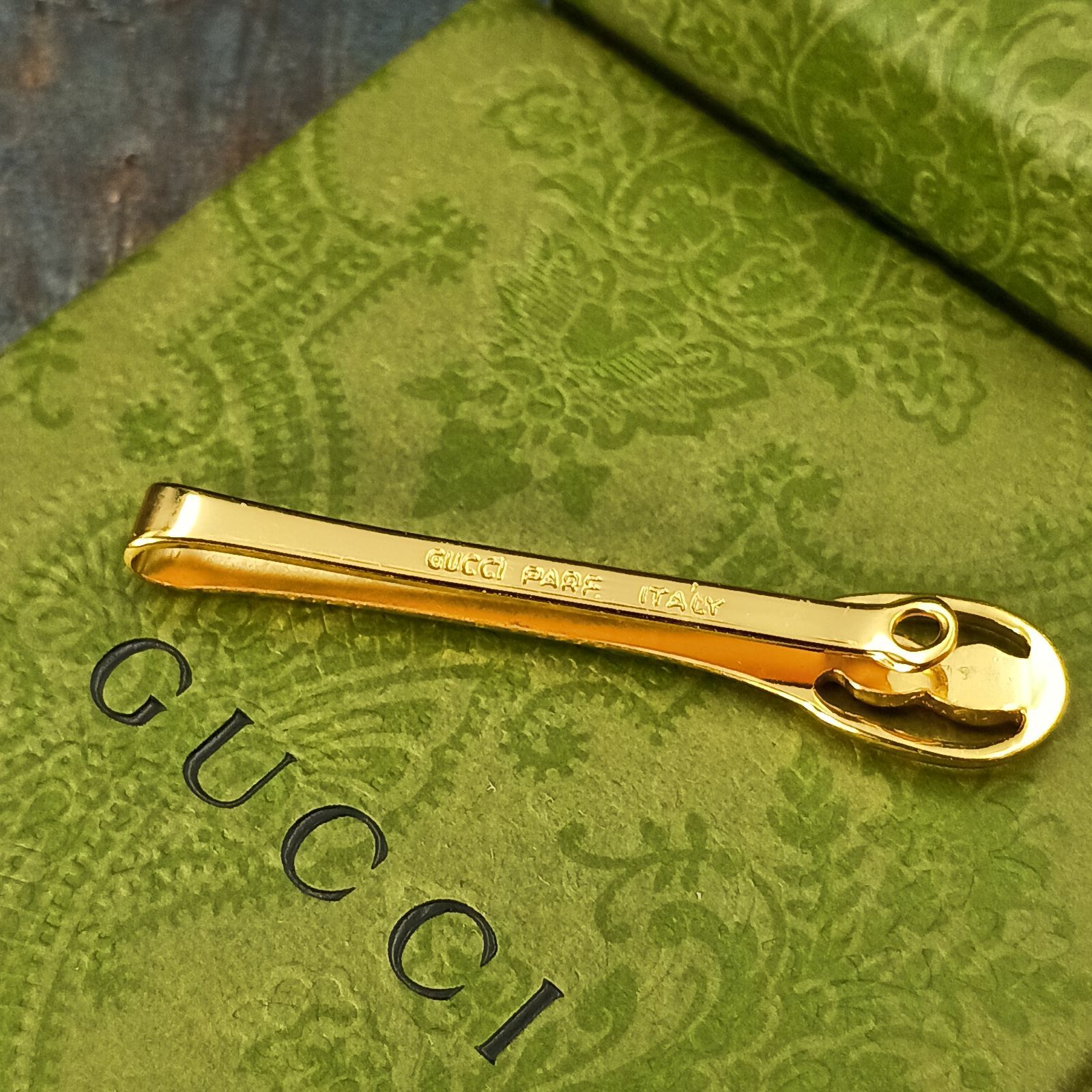 GUCCI グッチ GGロゴ ネクタイピン メンズ ゴールド オールドグッチ