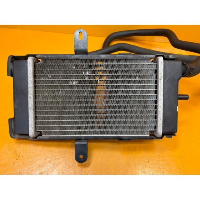 ZD 30811]@ヤマハ YAMAHA マジェスティ125 5CA-154 ラジエーター