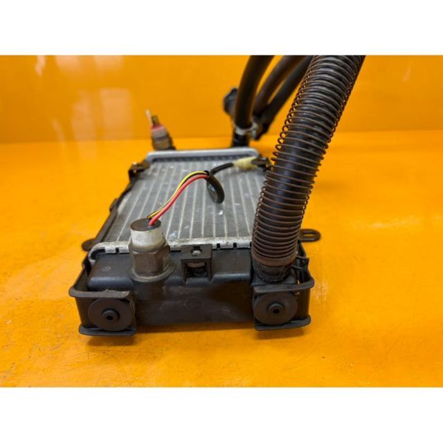 ZD 30811]@ヤマハ YAMAHA マジェスティ125 5CA-154 ラジエーター