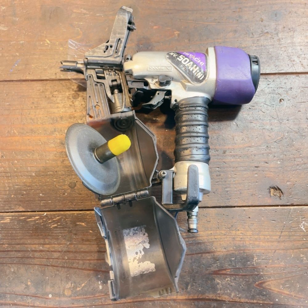  7日保証 整備済 消耗部品多数交換 日立 HIKOKI 常圧50 mm 釘打ち機 NV 50 AH N 内装 下地向け ケース付き 動作良好! 釘打機 エアーツール
