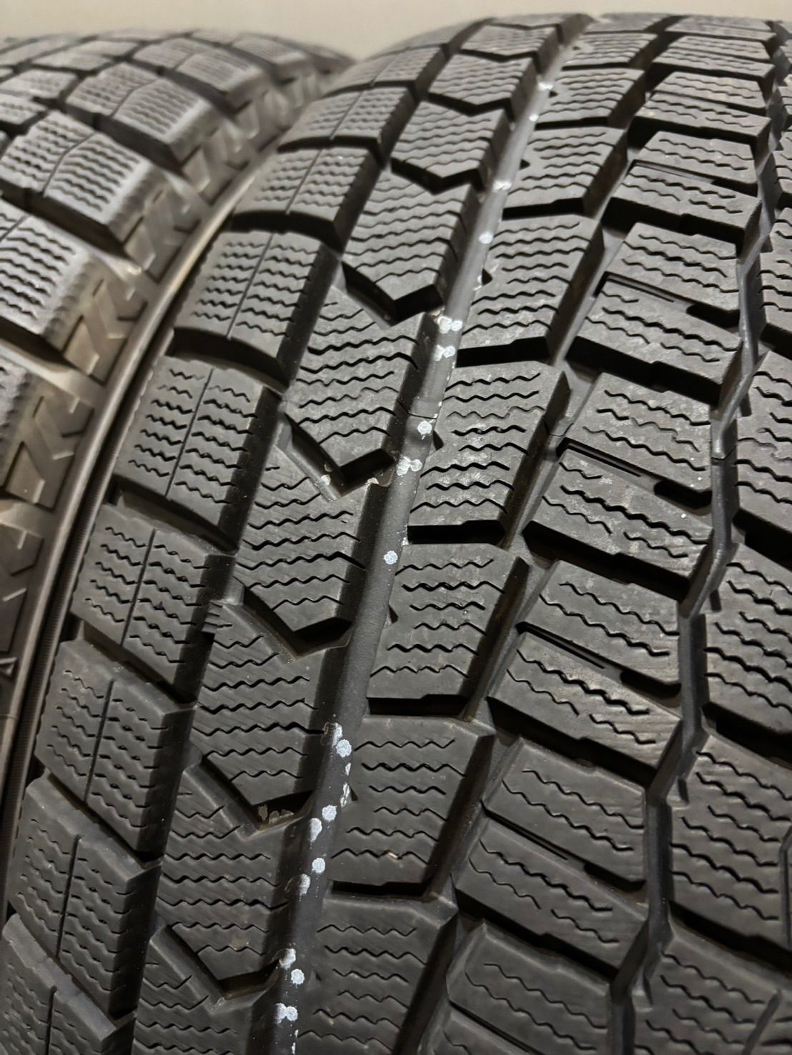  195 65 R 15 DUNLOP WINTER MAXX WM 02 21年製 スタッドレス 4本 ダンロップ ウィンターマックス ノア ヴォクシー プリウス 4 K 961 15インチ スタッドレス