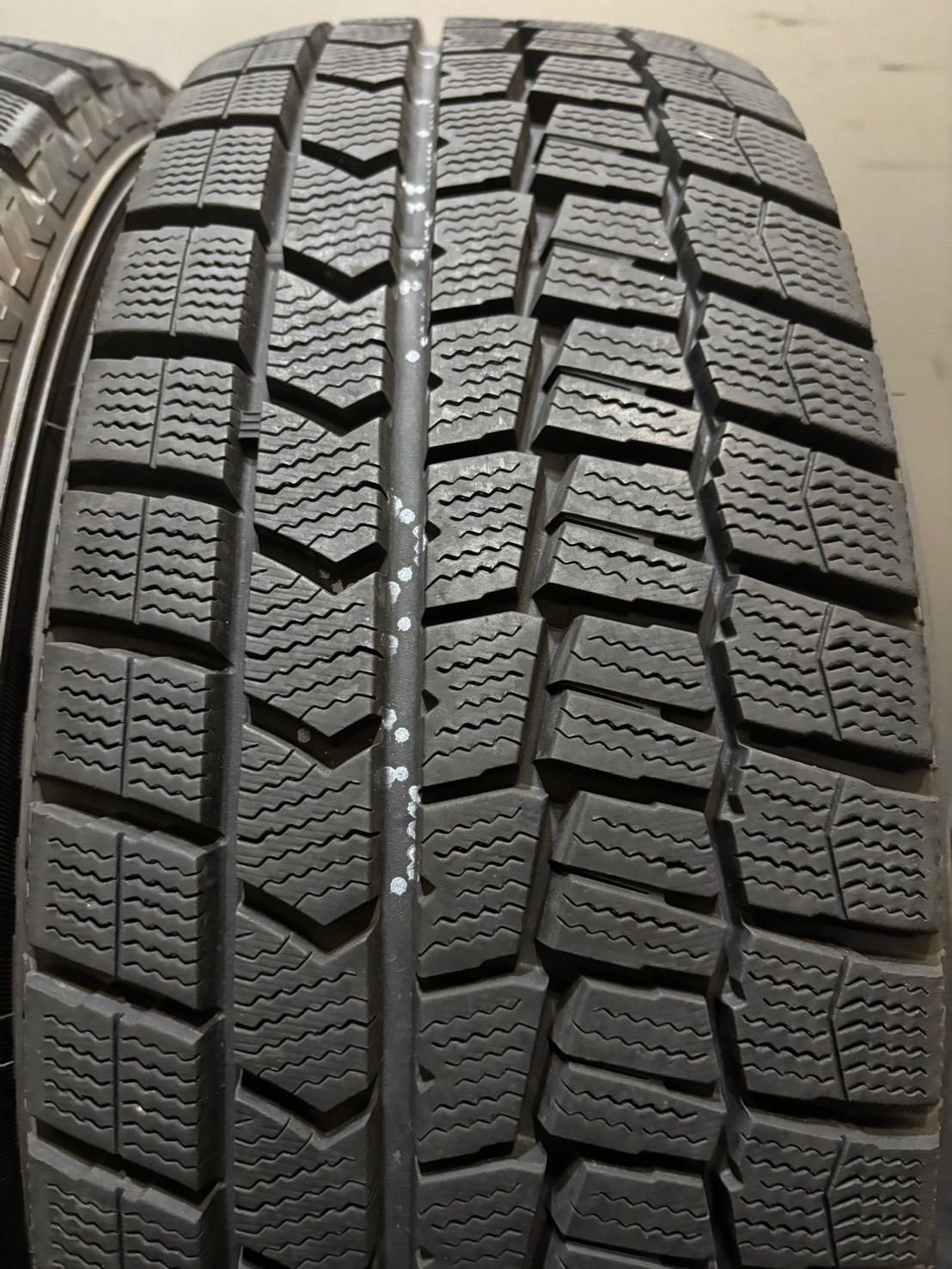 195 65 R 15 DUNLOP WINTER MAXX WM 02 21年製 スタッドレス 4本 ダンロップ ウィンターマックス ノア ヴォクシー プリウス 4 K 961