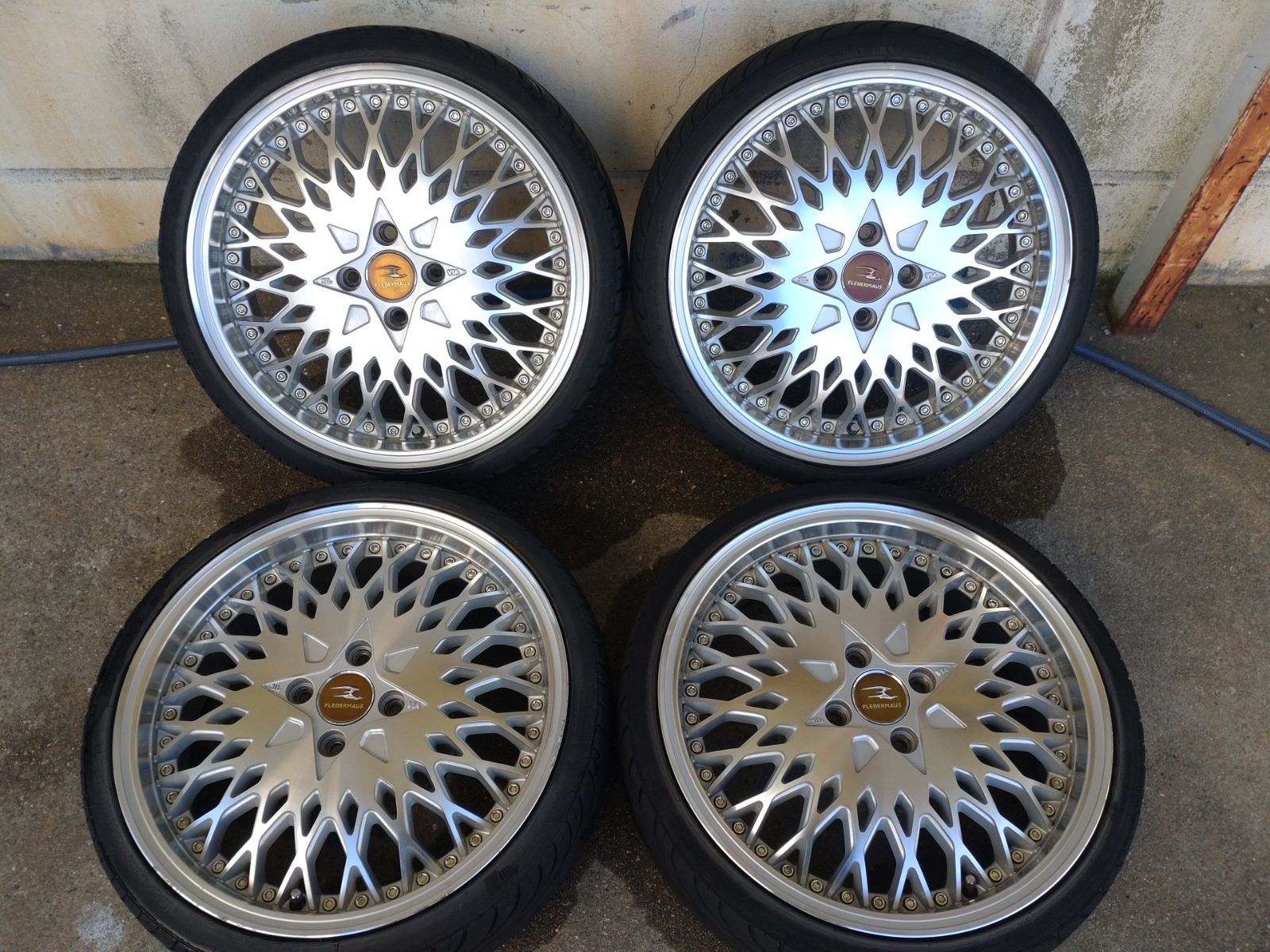 FLEDERMAUS CUERVO 17インチ 17×5.5J+45 100-5H フレーダーマウス