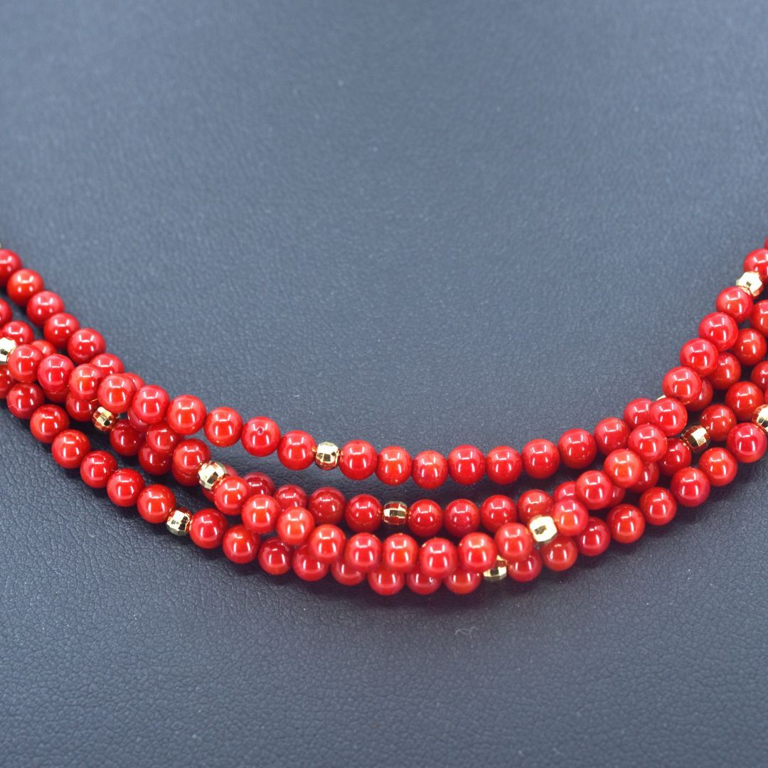 k18赤珊瑚ジャンク K18 血赤珊瑚（サンゴ） 4連ネックレス - メルカリ