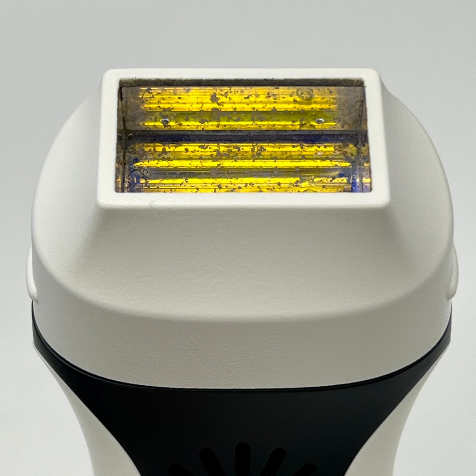 ケノン脱毛器8.4 眉毛脱毛器付き　カートリッジ4個付き 美品】ケノン Ver.8.4 眉脱毛あり スーパープレミアムカートリッジ付き