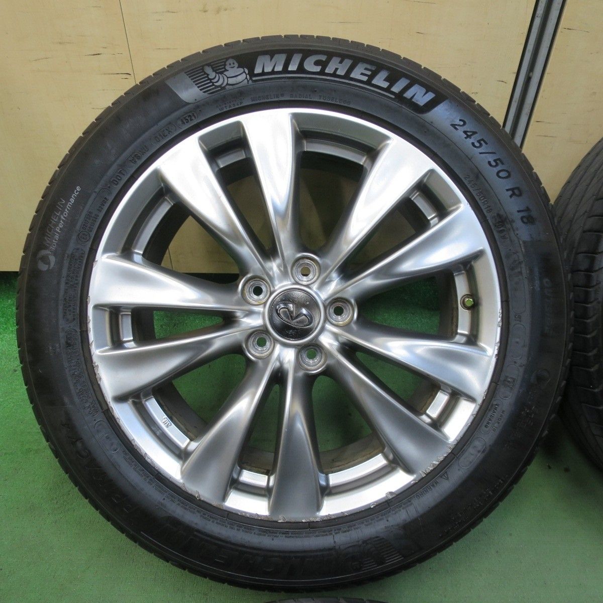 4本価格☆日産 Y51 フーガ 純正 245/50R18 ミシュラン プライマシー4 
