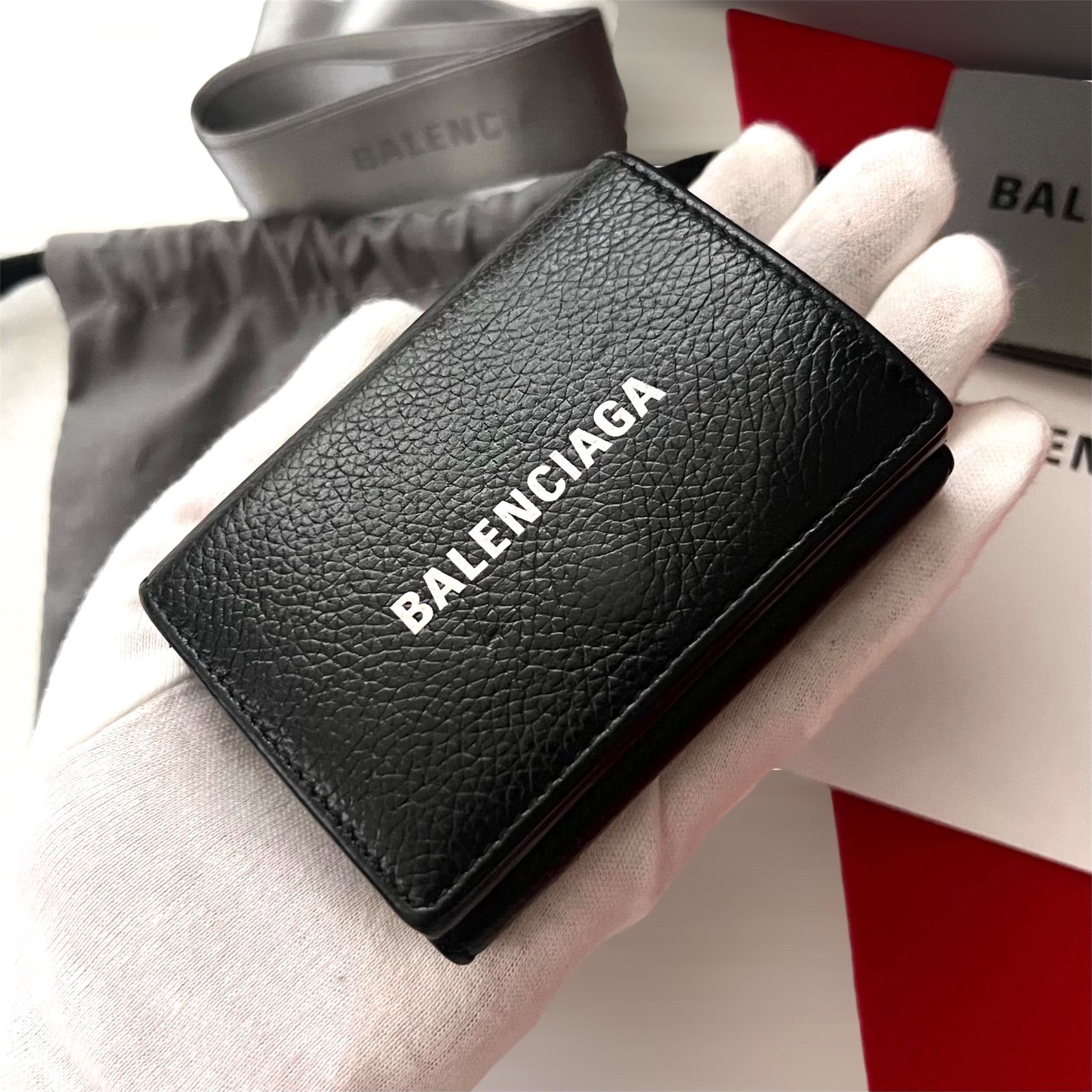 美品✨BALENCIAGAバレンシアガ財布 三つ折り 594312 カーフレザーロゴ